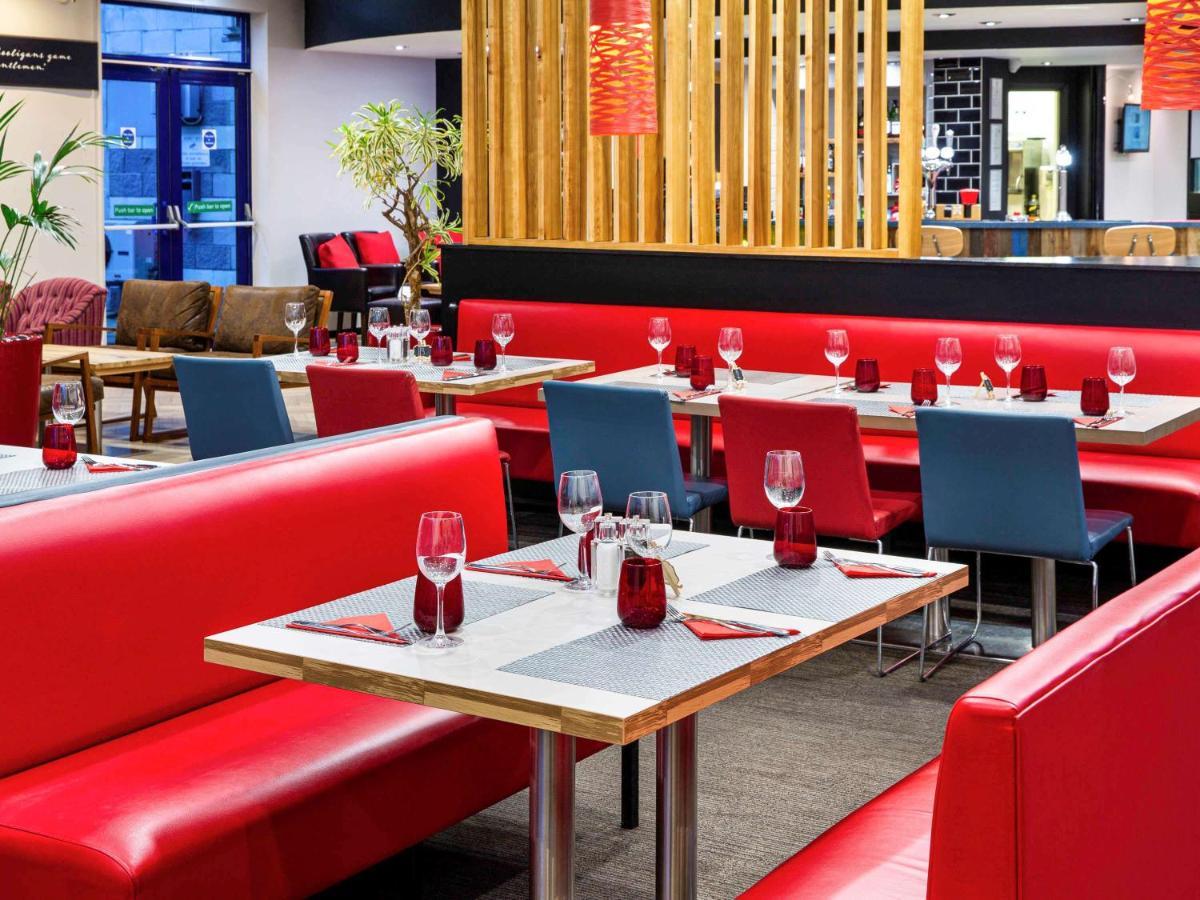 Hotel Ibis Rugby East à Crick  Extérieur photo