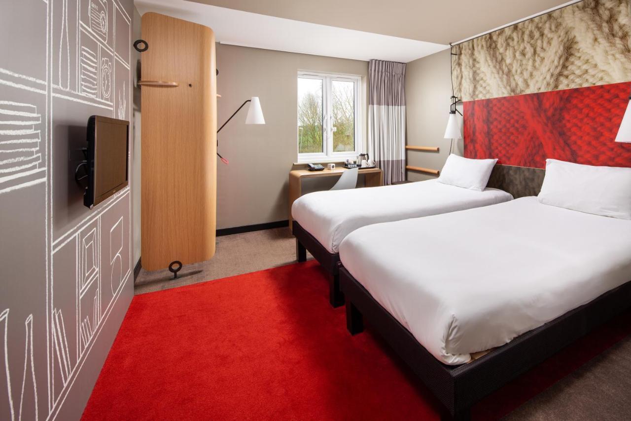 Hotel Ibis Rugby East à Crick  Extérieur photo