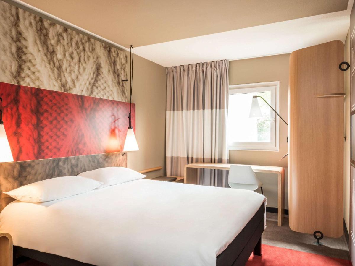 Hotel Ibis Rugby East à Crick  Extérieur photo